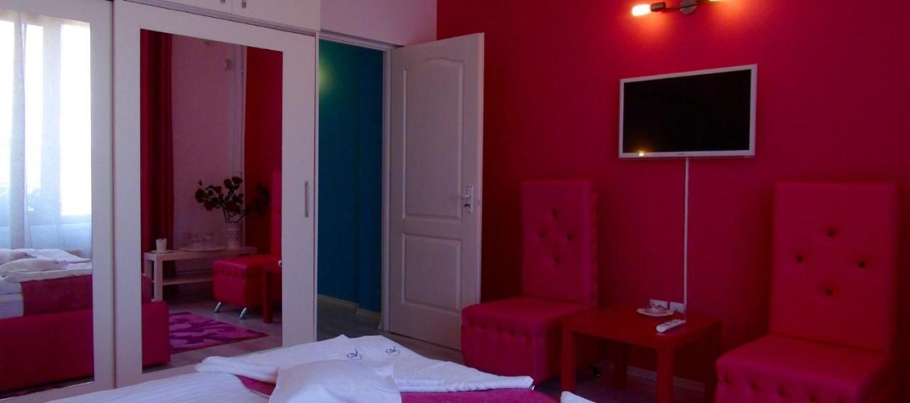 Casa Ok By Ovo בית הארחה *